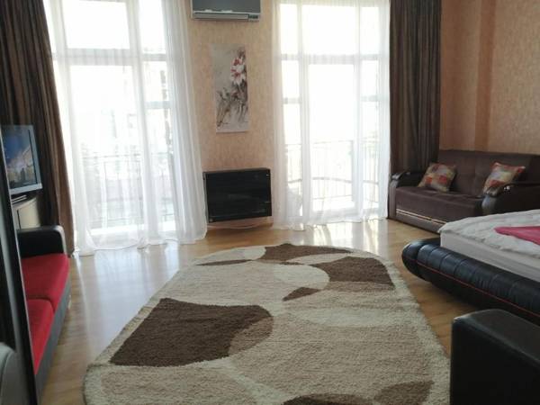 Apartments in the historical center of Batumi on a quiet street by the sea