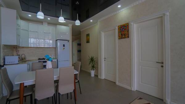 NEW APARTMENT WITH 2 BATHROOMS AND 2 BEDROOMs