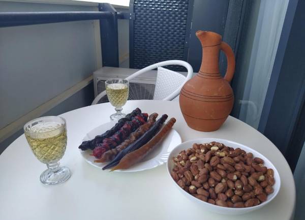 Batumi OrbiCity apart