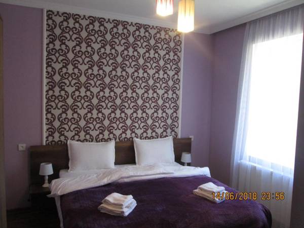 Guesthouse Elli & Cottages