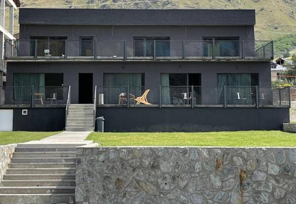 Hotel Misty Mountain