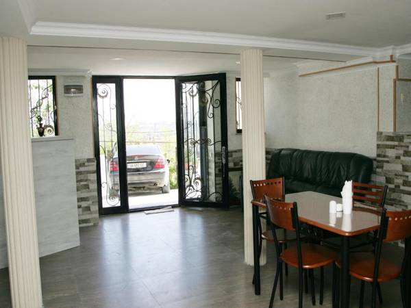 Hotel Tskhumi