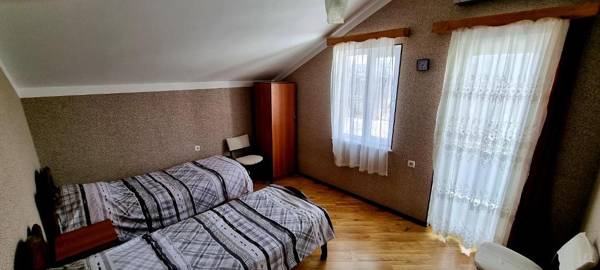 Veli Group guest house near Gelati Monastery