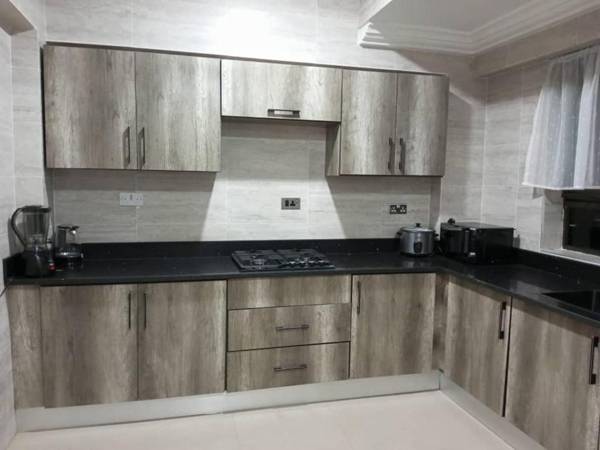 Washington Court - Deluxe One Bedroom Apartment