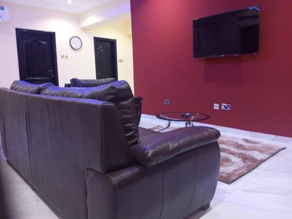 Impeccable 1-Bedroom Furnished Apartment in Accra