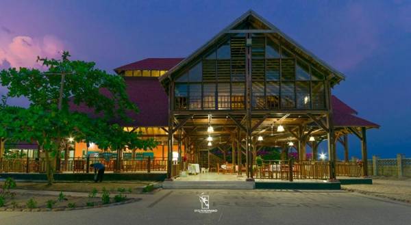 Charlestina Beach Resort