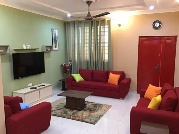 Hidden Gem In Oyibi New 2 Luxury Bedroom Apartment