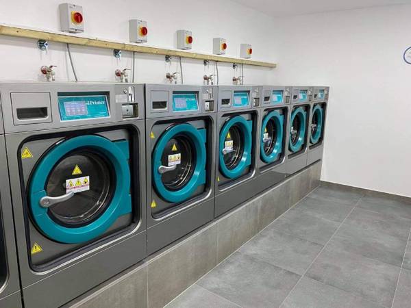 Studio with a balcony facing the rock near the beach and city centre