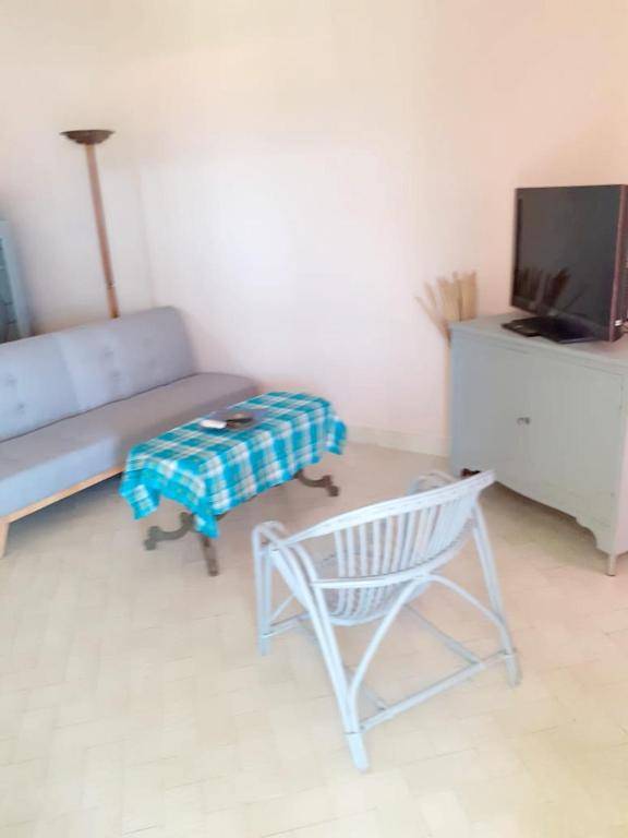 Maison de 2 chambres avec vue sur la mer et jardin clos a Basse Terre