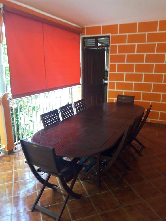 Maison de 3 chambres avec jardin amenage et wifi a Pointe Noire a 1 km de la plage