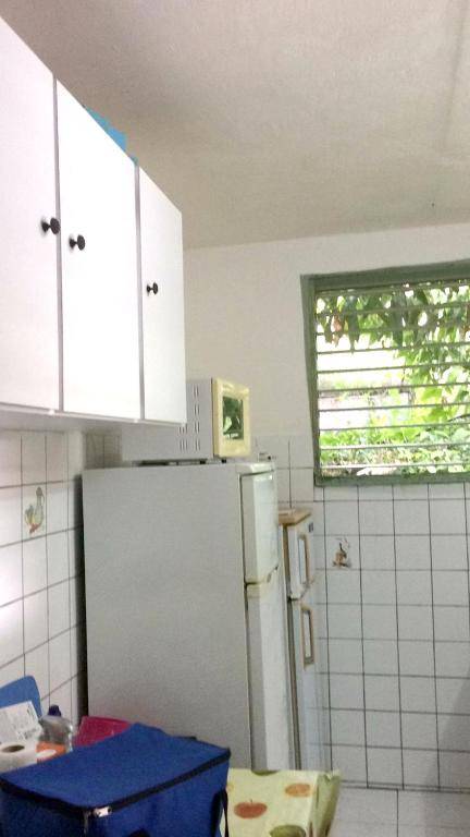 Appartement de 2 chambres avec vue sur la mer balcon amenage et wifi a Deshaies a 1 km de la plage