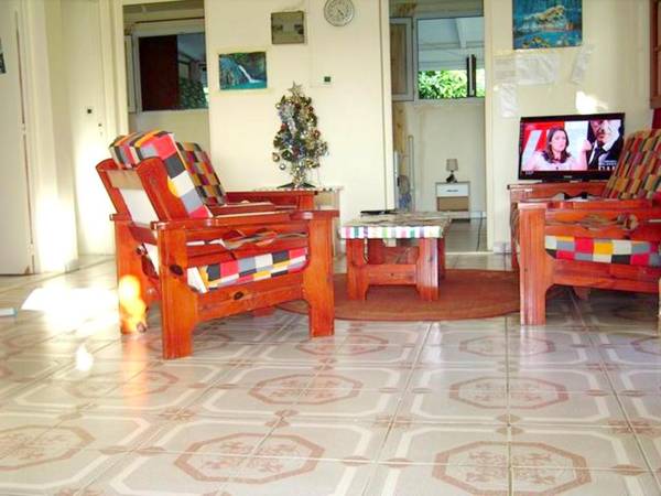 Maison de 2 chambres avec jardin clos et wifi a Deshaie