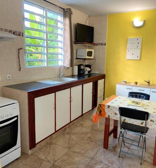 Maison d'une chambre avec jardin clos et wifi a Sainte Anne