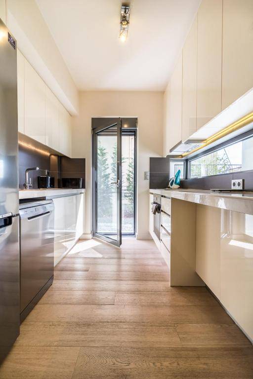 Luxury 3 Bedroom Apartment with garden in Glyfada