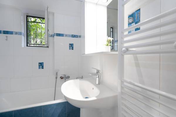 Athens Riviera Golf Apartment