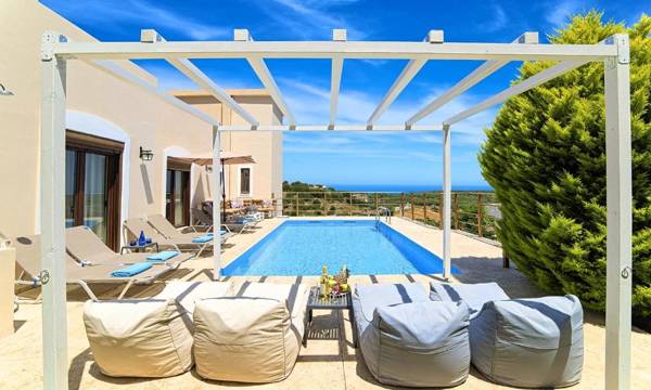 Cretan Sunny Villa Heated Pool