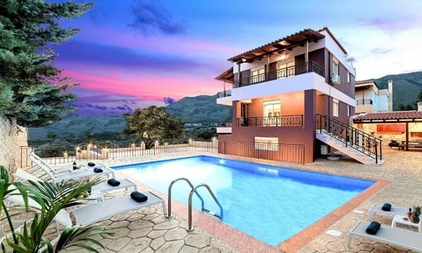 Villa Kermes Heated Pool