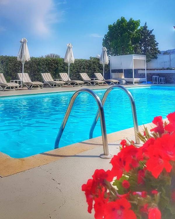 Oikies Small Elegant Houses