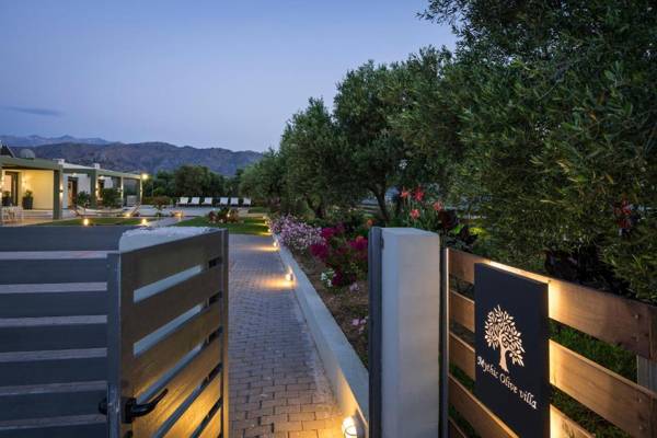 Mythic Olive villa - Heated Pool - Amazing view
