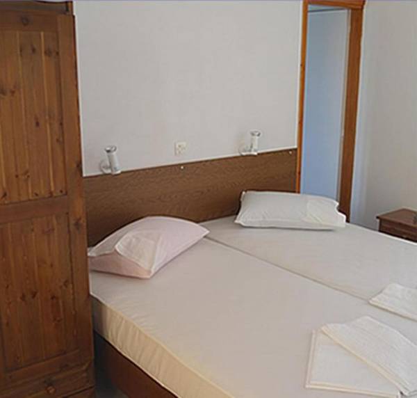 Costantonia Holiday Apartments