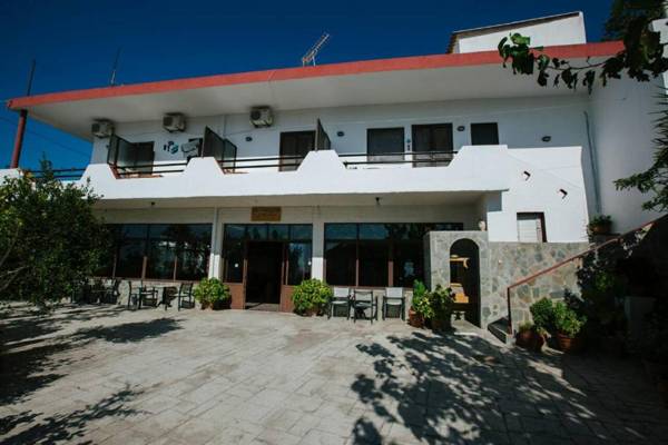 Archontika Apartments