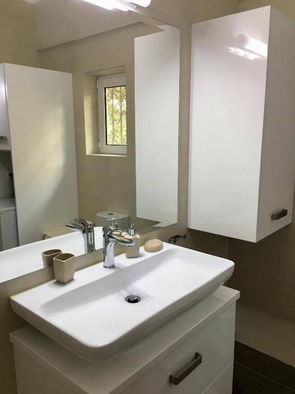 Sea Star Luxury Apartment