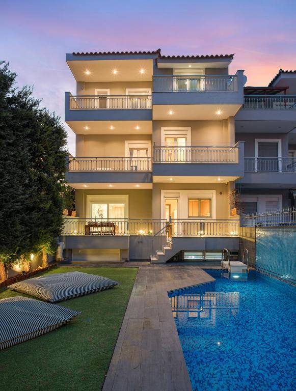 Athenian Grand Riviera Villa