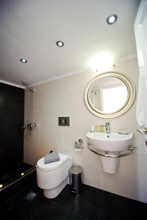 Archontiko Suites Santorini