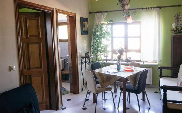 Fira Central Apartment with View