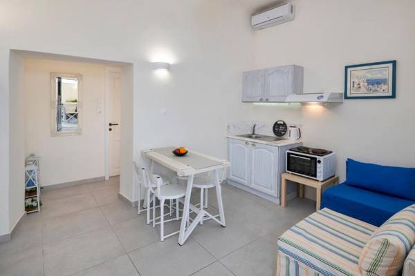 Day One Fira Mansion