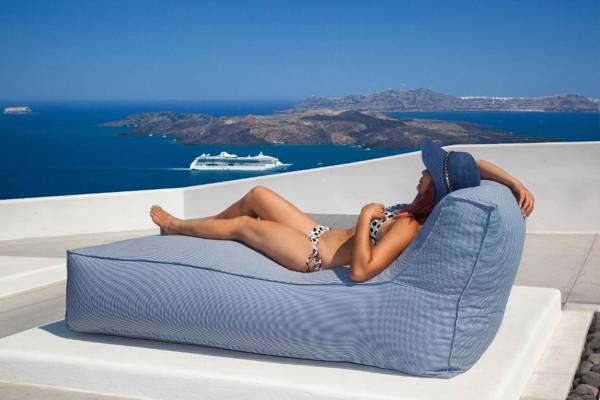 Amity Suites - Adults Only