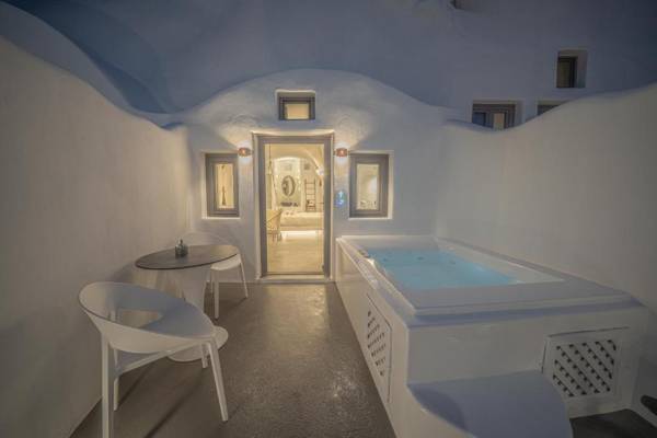 Eternity Suites Santorini