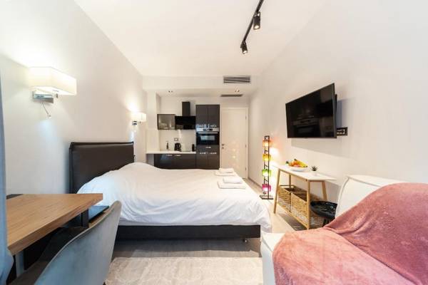 Galleries Elegant Suites