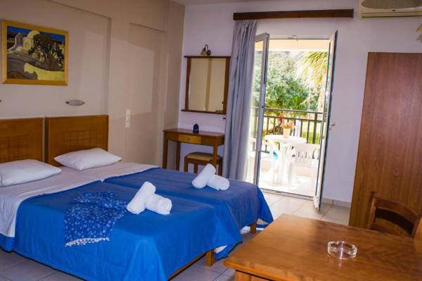 Sunshine Studios & Apartments