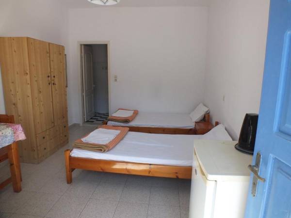 Anastasia Apartments (Chorio)