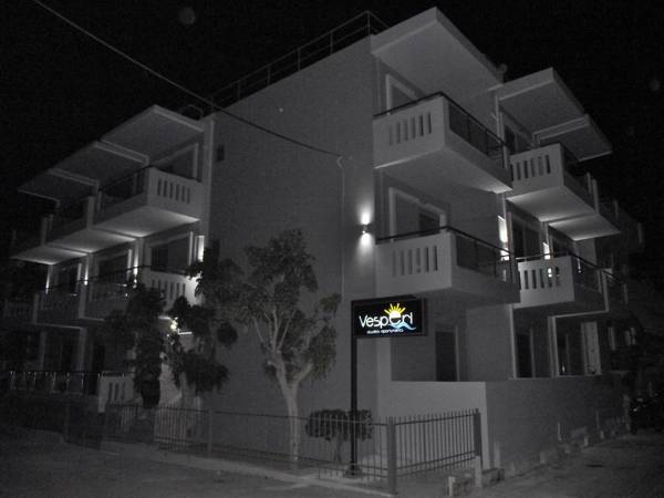 Vesperi Studios & Apartments