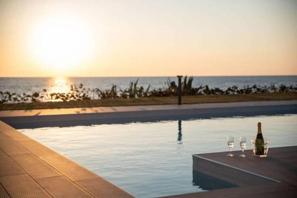 Seaside new villa with pool