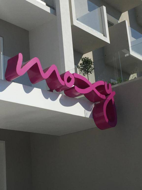 Moxy Patra Marina