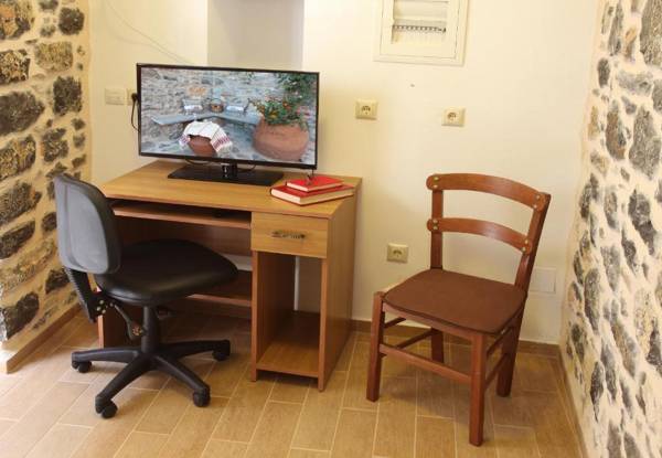 Workspace - STOES Traditional Suites