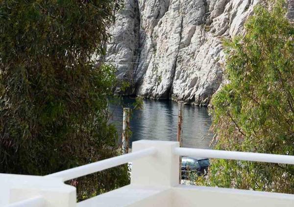 Sail Inn Studios & Apartments