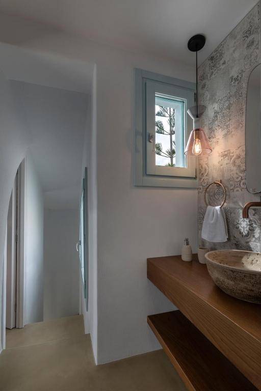 Santo Bloom Luxury Villas