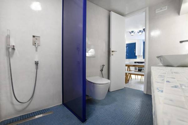 Blue White Residence