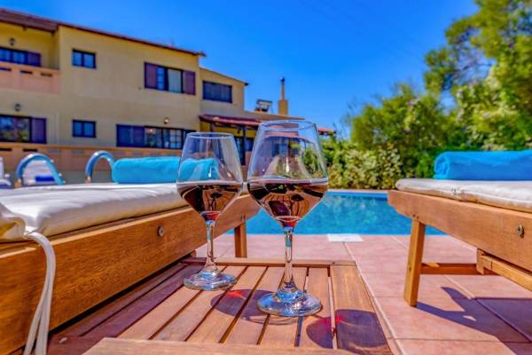 Exclusive Crete Villa Villa Alexia 4 Bedrooms Large Lawned Gardens Chania