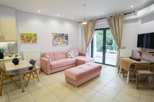 Porto Rafti view by Akroploro