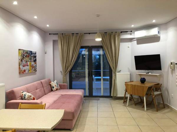 Porto Rafti view by Akroploro