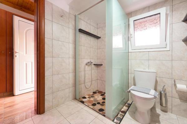 Elefteria Apartments & Suites