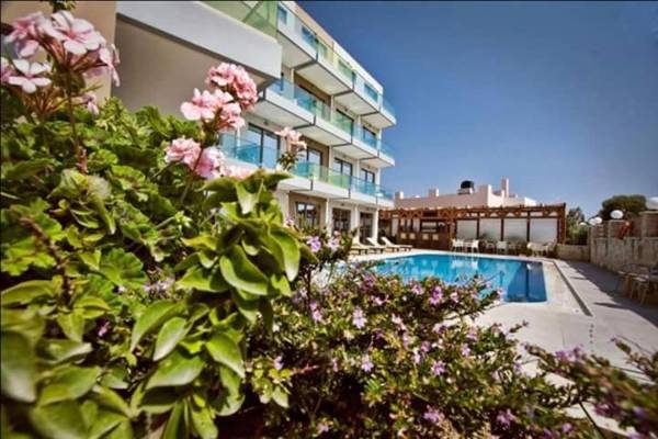Crystal Bay Hotel