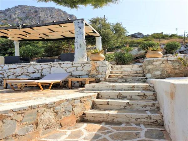 Private Standard Apartment Full View