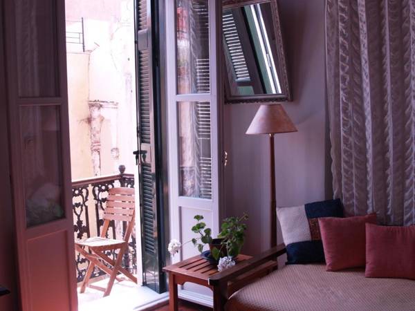 Silde Studios & Apartments