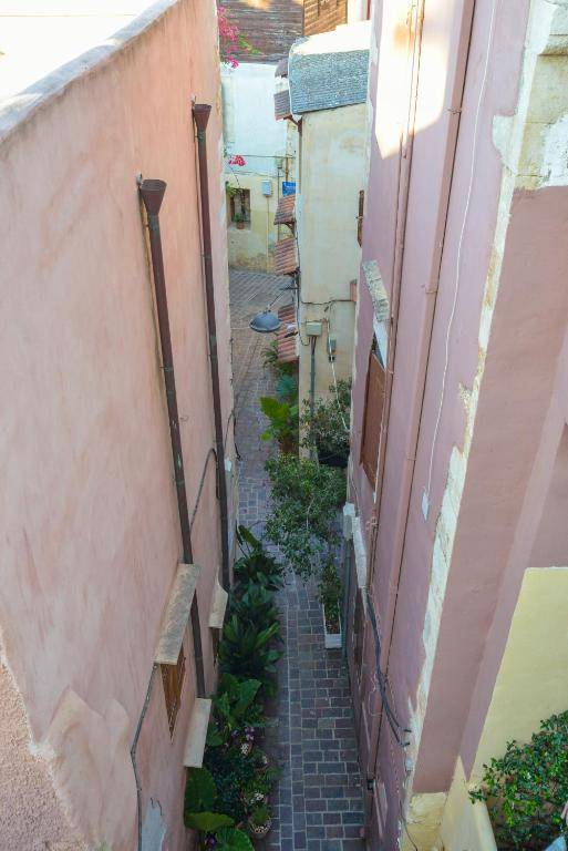 Elia Portou Luxury Residence